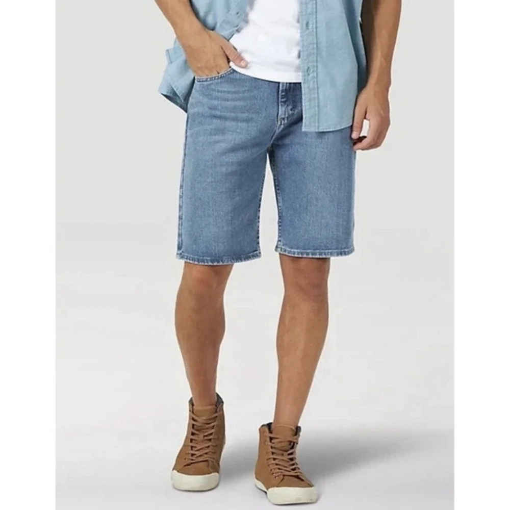 Wrangler Mens Denim Relaxed Fit Shorts Sz 46 Blue Light Wash Big Tall NEW W Tag